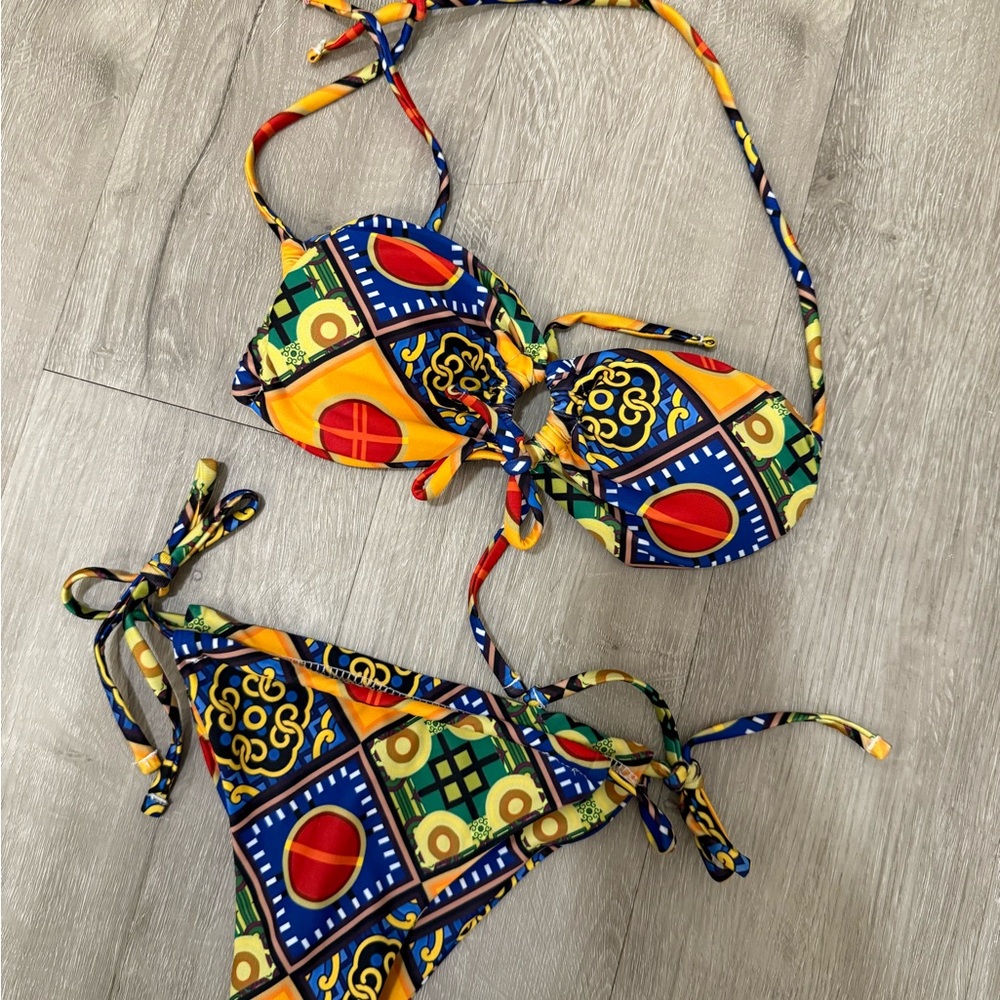 Kendall Jenner Colorful Geometric Bikini Set